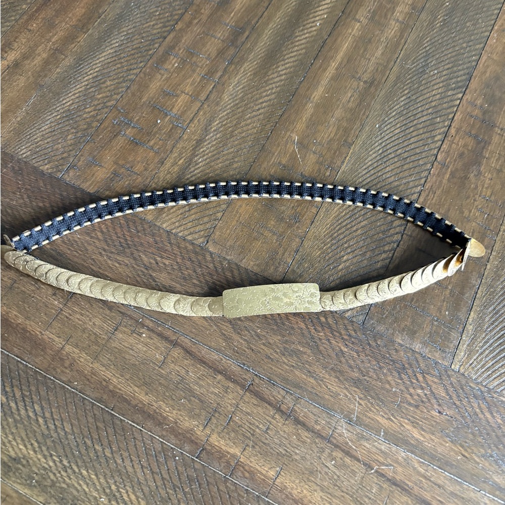 Vintage gold metal stretch belt disk Floral Leaf design Y2K Boho Casual